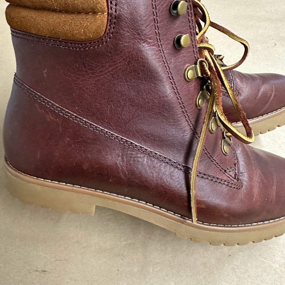 Ralph Lauren Brown Leather Lace-Up Boots with Yellow Laces - Picture 2 of 7